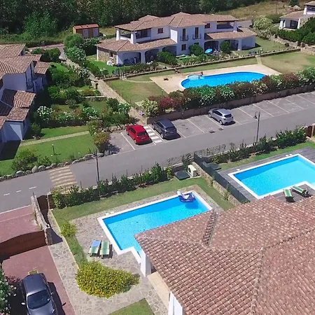 Tatil Evi Capannizza Complex Budoni